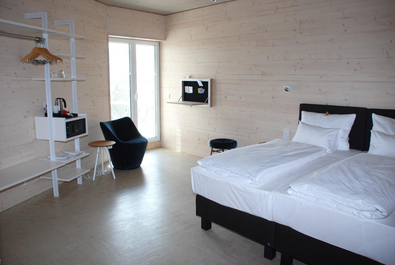 Schlafzimmer - Self Check-In Dinkelsbuhl Bagian luar foto